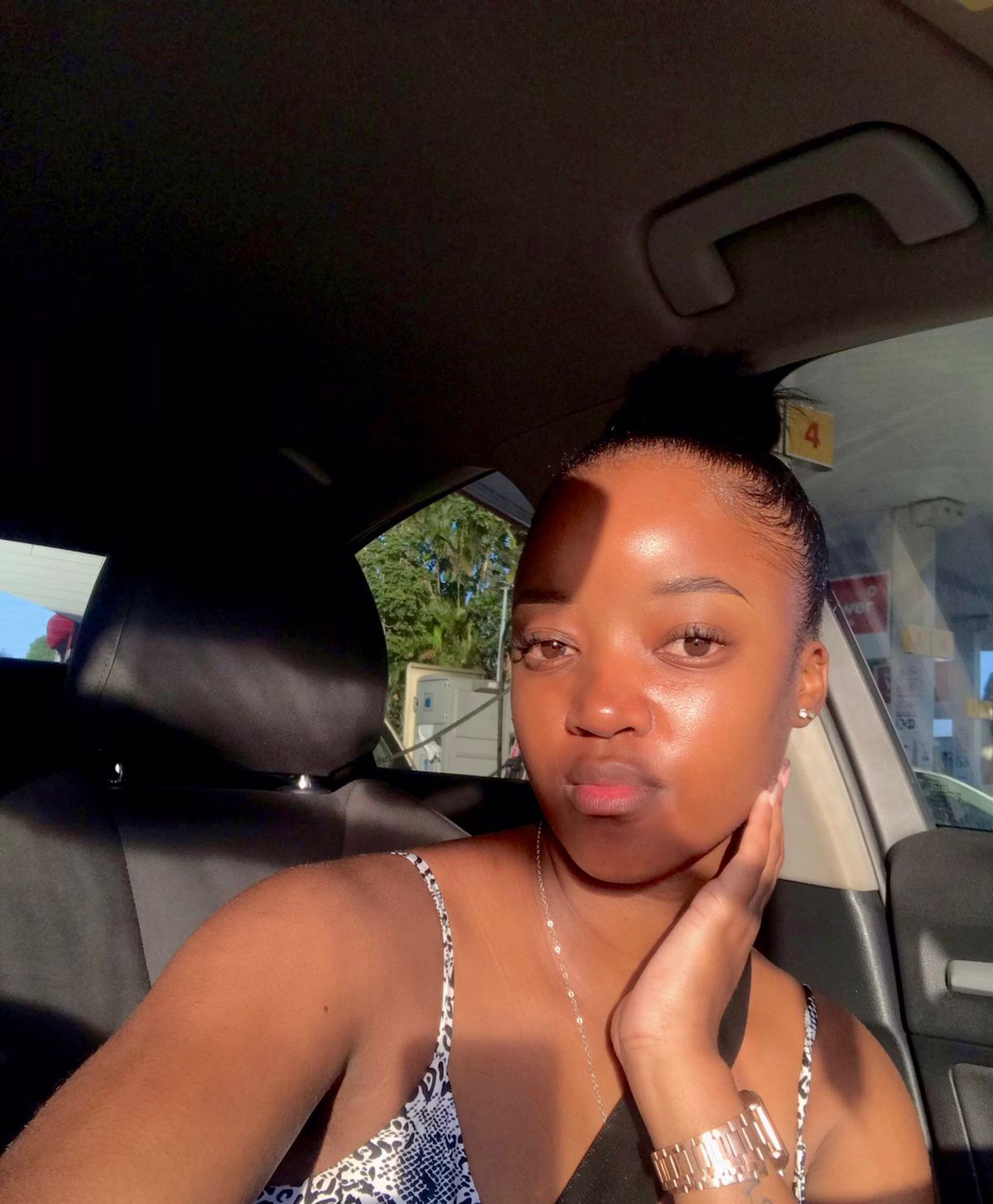 Kuhle Mbono - Founder of EmpowerHer